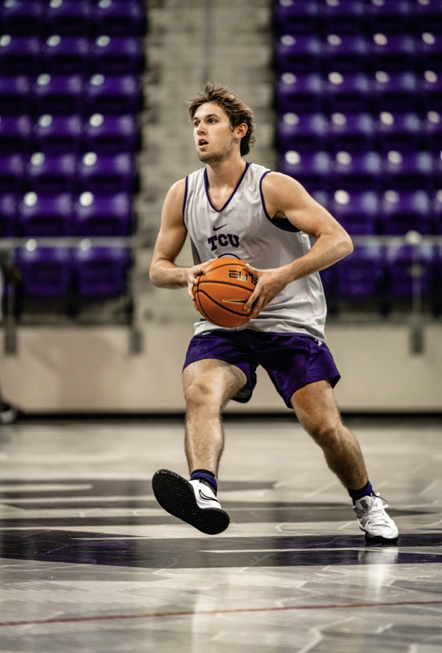 Michael Niemann with the ball during a TCU practice